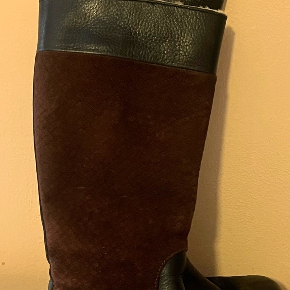 Ugg Leather & Sheepskin Zip Up Boots Sz 6 1/2 - Picture 3 of 15